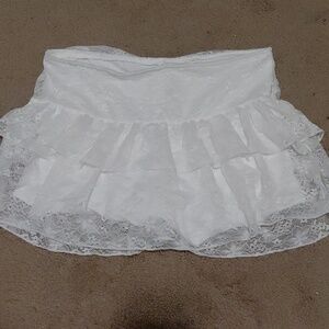 Elegant White Lace Tiered Skirt
